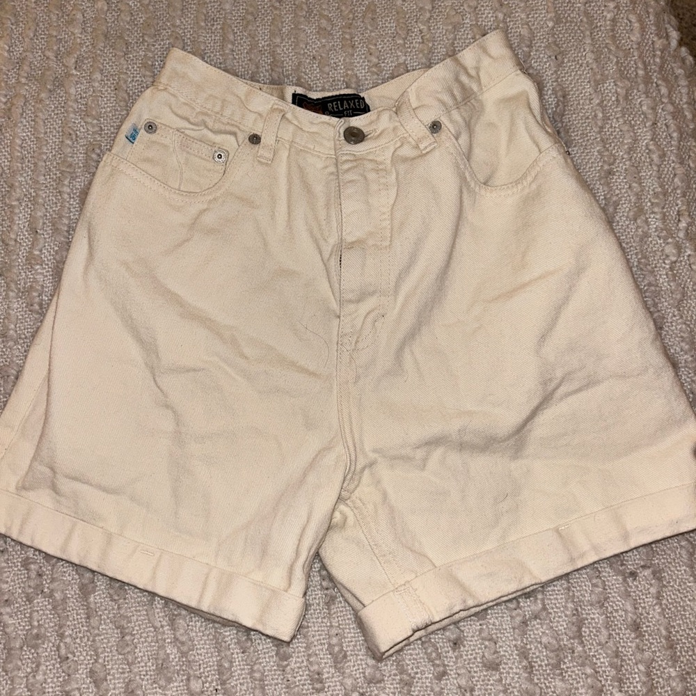 vintage white/cream shorts